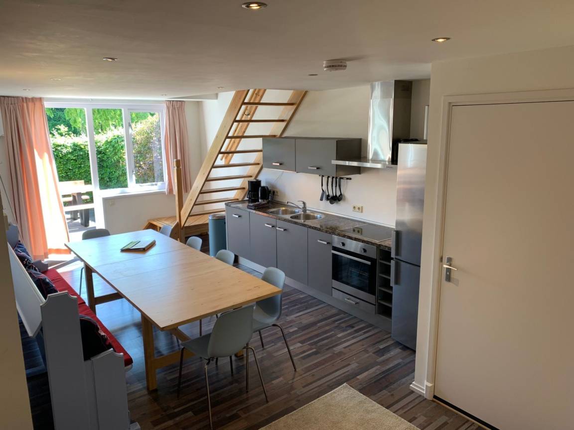 120 M² Apartment ∙ 5 Bedrooms ∙ 8 Guests - Groningen Province