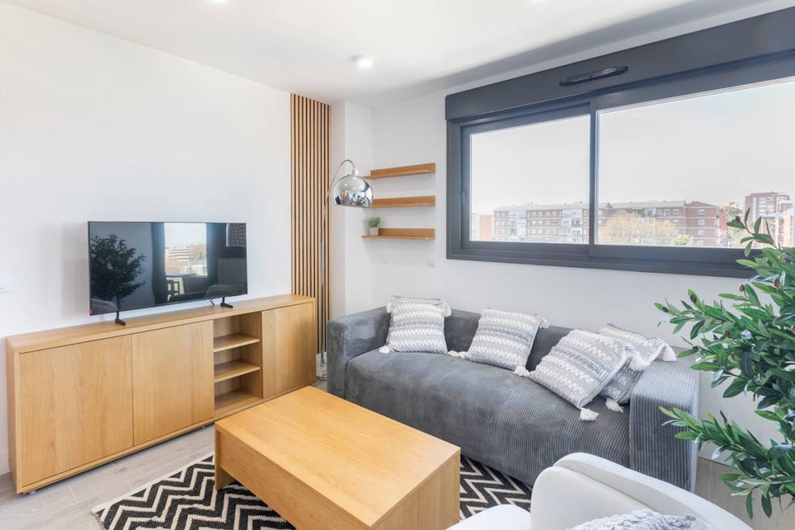 85 M² Apartamento ∙ 1 Habitación ∙ 1 Huésped - Majadahonda