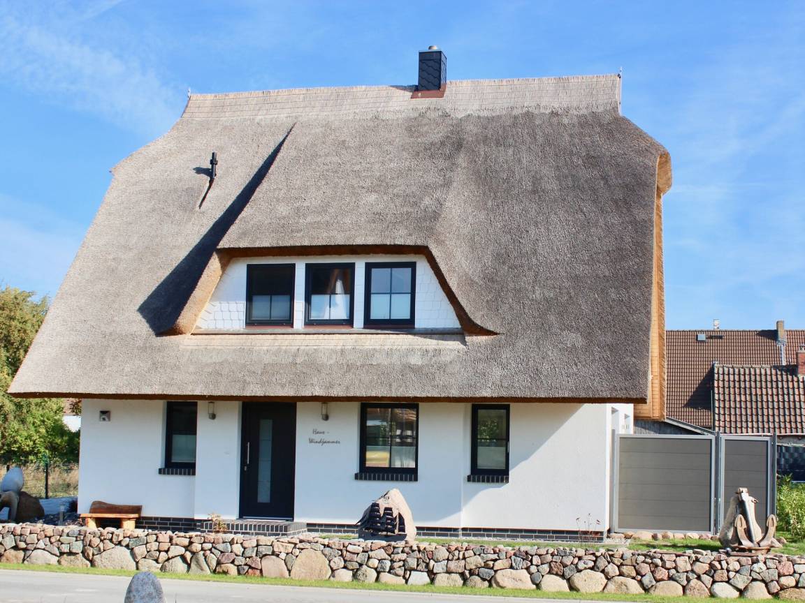 79 M² Ferienwohnung ∙ 2 Schlafzimmer ∙ 4 Gäste - Dranske