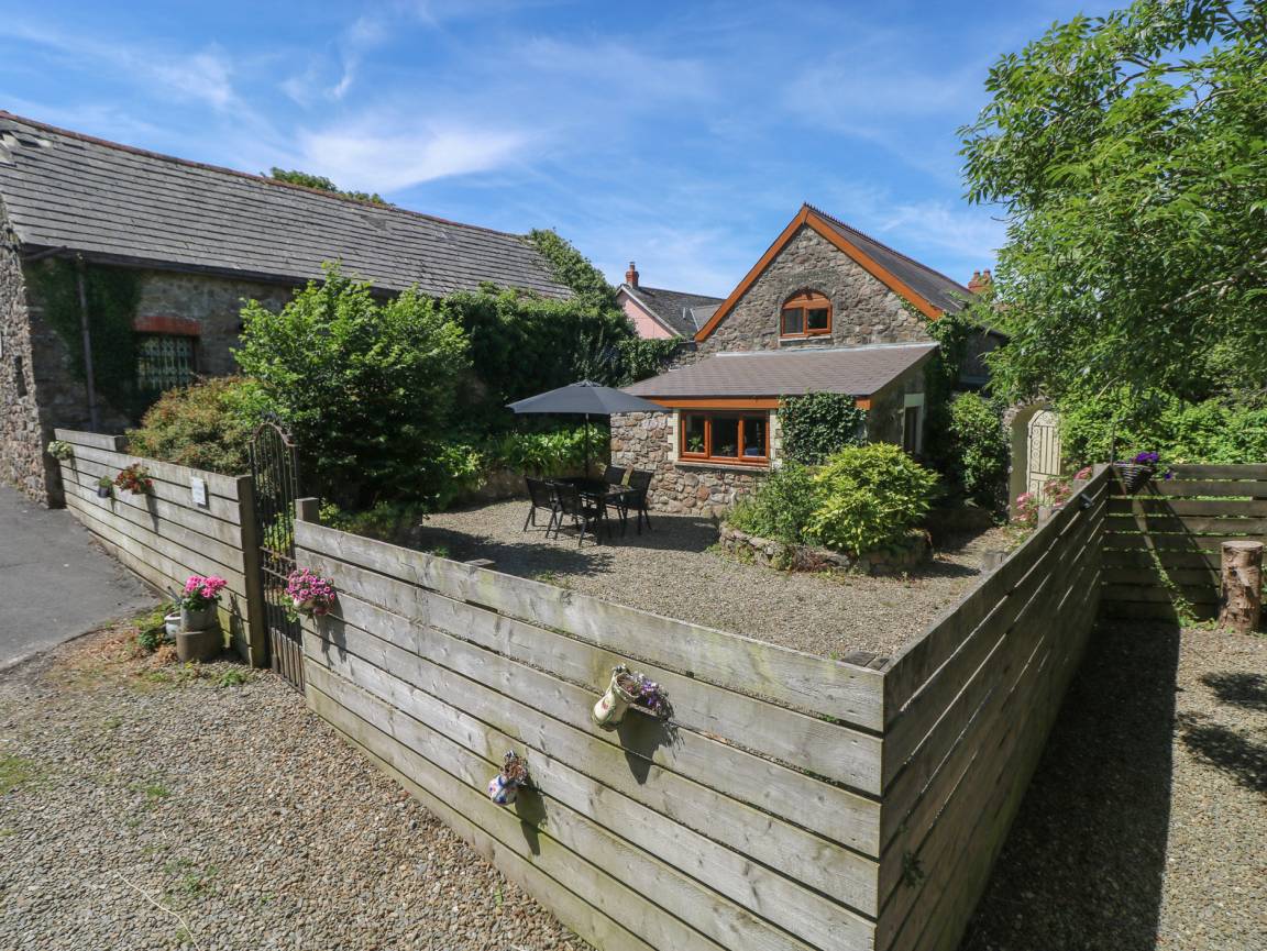 Cottage ∙ 2 Bedrooms ∙ 5 Guests - Narberth