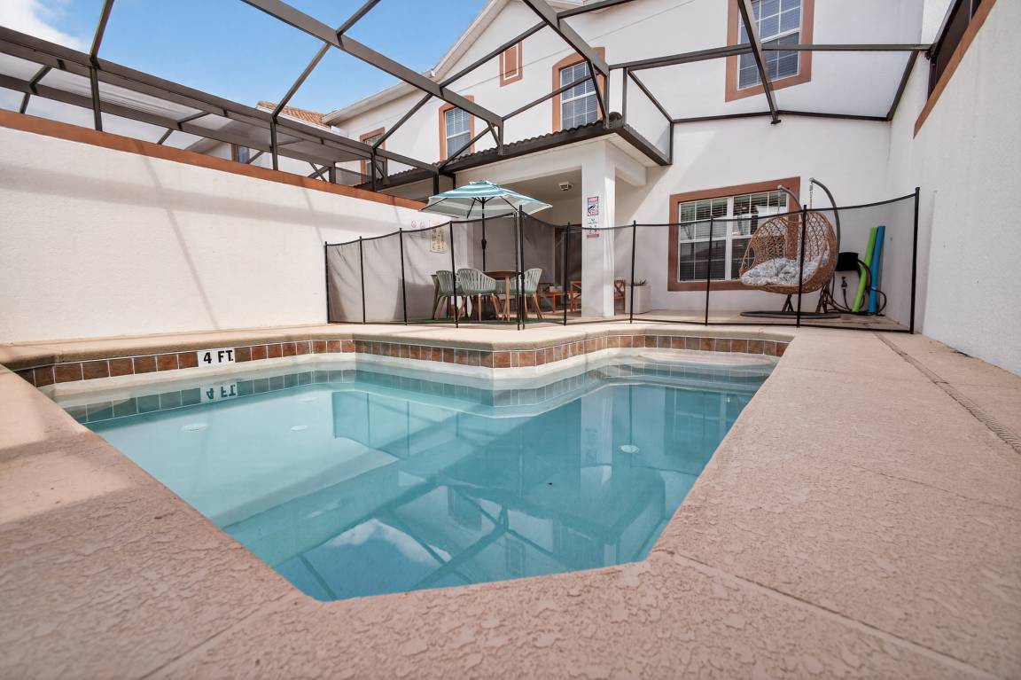 177 M² Villa ∙ 4 Bedrooms ∙ 9 Guests - Celebration, FL