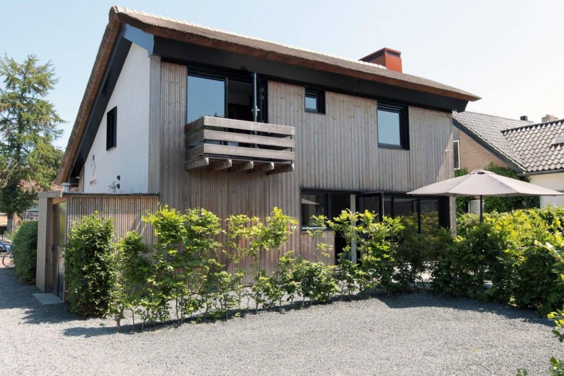 Ferienhaus ∙ 6 Schlafzimmer ∙ 12 Gäste - Bergen, Niederlande