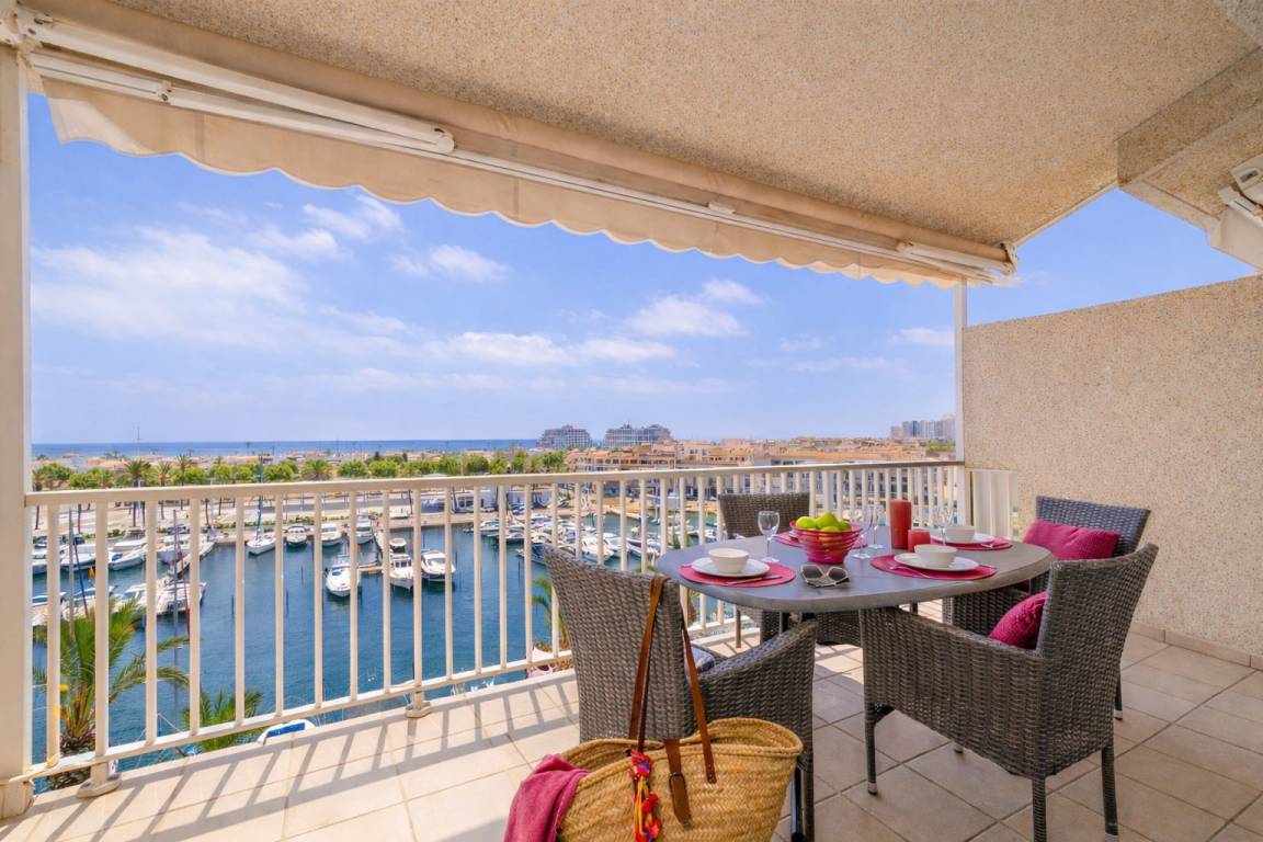 105 M² Appartement ∙ 3 Chambres ∙ 6 Personnes - Empuriabrava