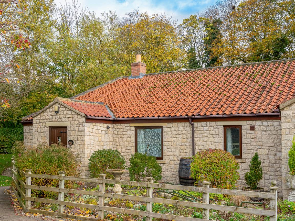 Cottage ∙ 4 Bedrooms ∙ 8 Guests - Yorkshire
