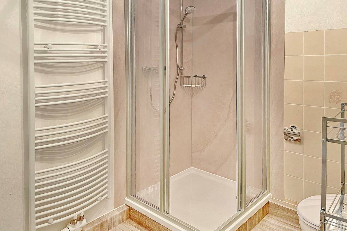 20 m² Privatzimmer ∙ 1 Schlafzimmer ∙ 2 Gäste – Bild 7