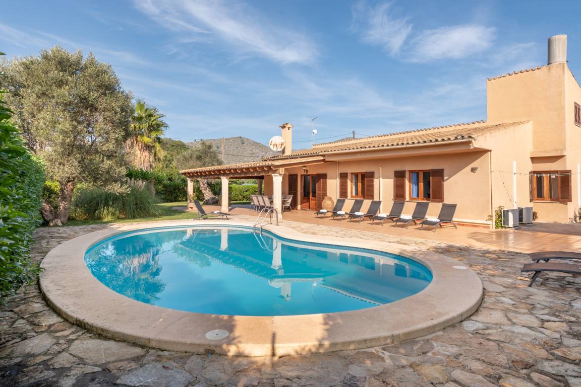 170 M² Ferienhaus ∙ 4 Schlafzimmer ∙ 8 Gäste - Pollença