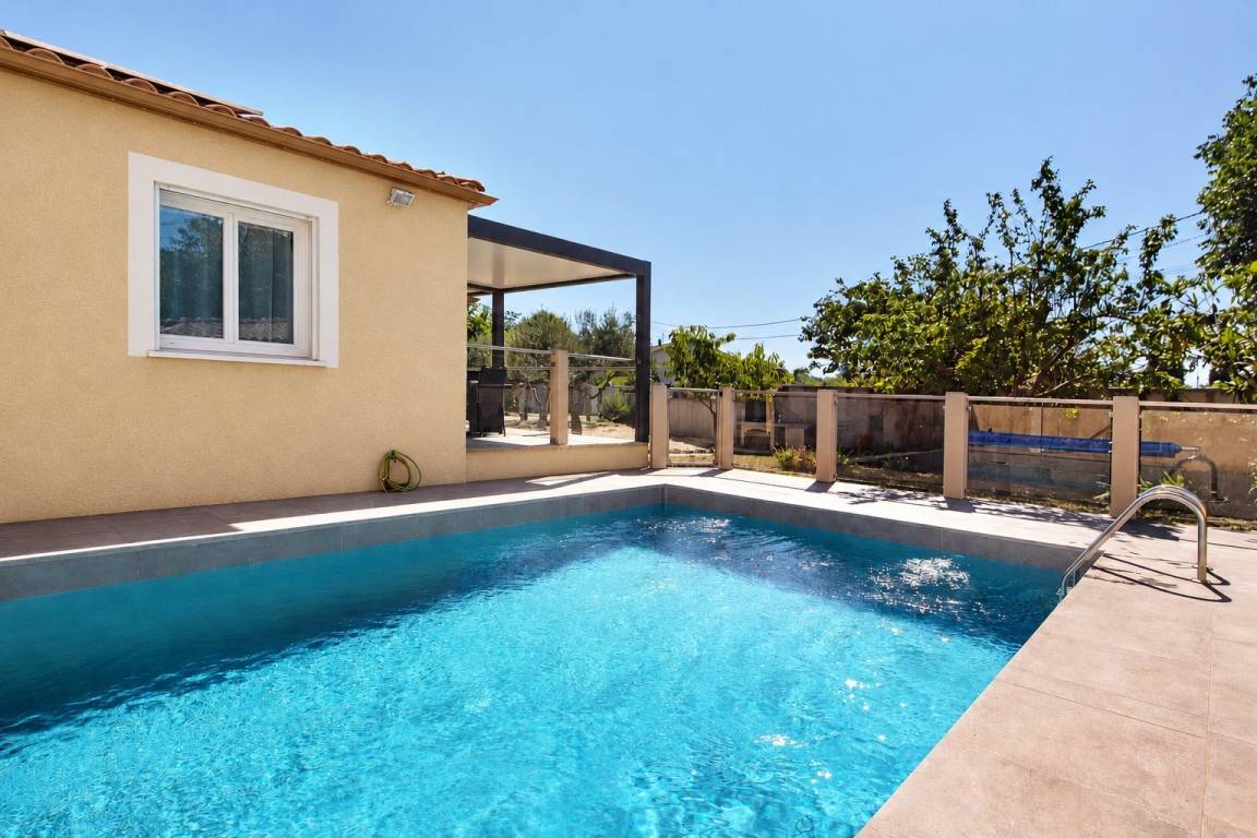 90 M² Villa ∙ 3 Schlafzimmer ∙ 7 Gäste - Anduze