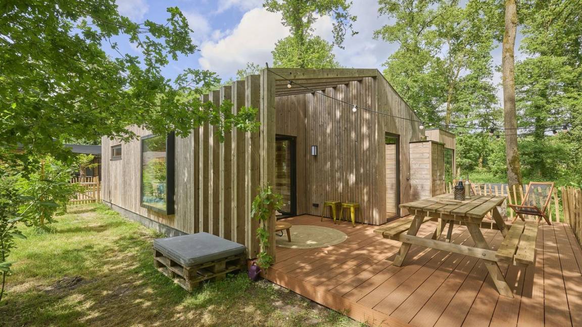50 M² House ∙ 2 Bedrooms ∙ 4 Guests - Genk