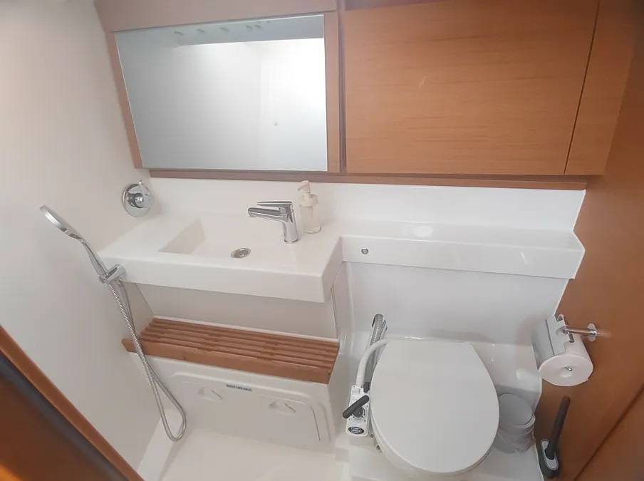 13 M² Casa Flotante ∙ 3 Habitaciones ∙ 6 Huéspedes - Pula