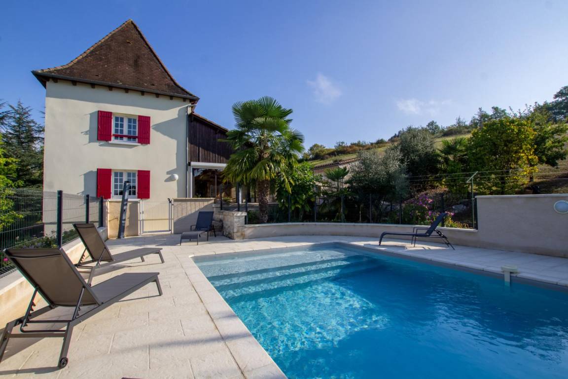 120 M² Gîte ∙ 2 Schlafzimmer ∙ 4 Gäste - Périgord