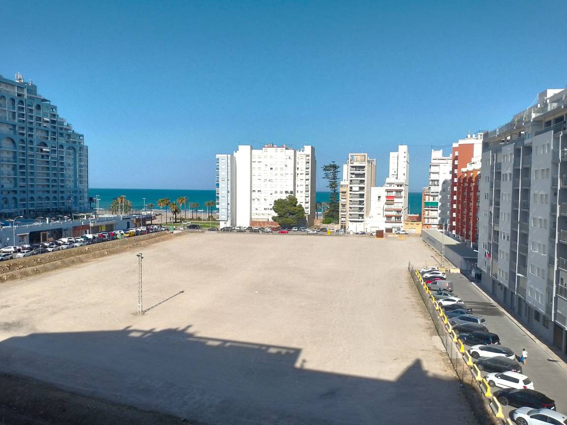 80 M² Apartamento ∙ 3 Habitaciones ∙ 5 Huéspedes - Cullera