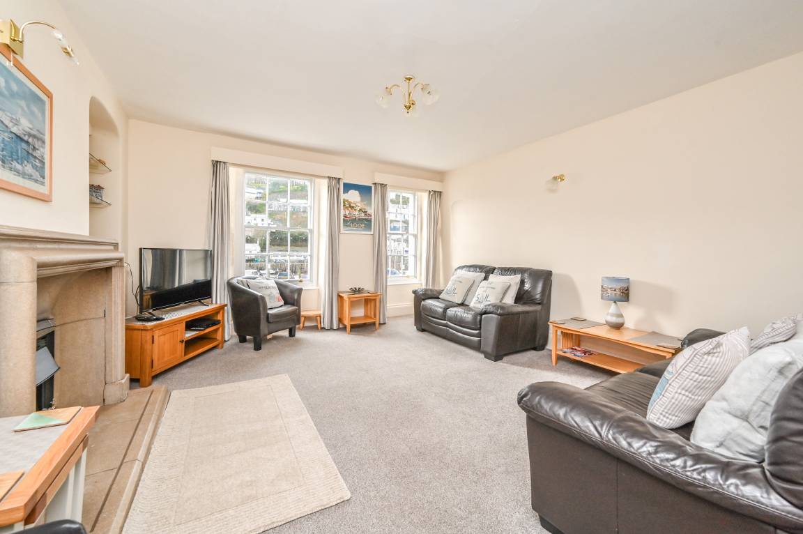 75 M² Apartment ∙ 3 Bedrooms ∙ 5 Guests - Looe