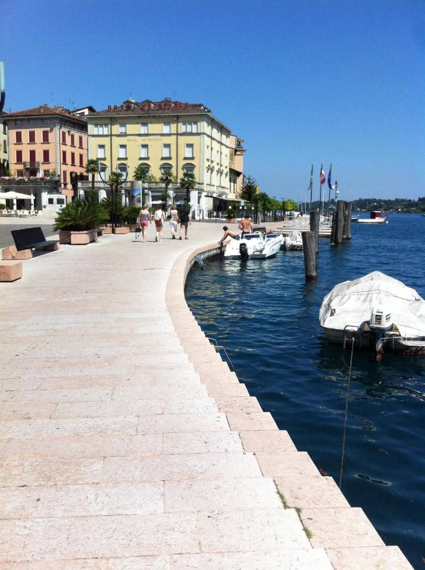 Appartamento vacanza per 3 Persone 1 Bambino ca. 50 qm in Salò, Lago di Garda (sponda occidentale del Lago di Garda)