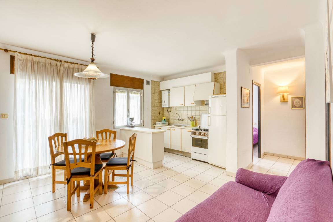 85 M² Apartamento ∙ 3 Quartos ∙ 6 Hóspedes - Colera