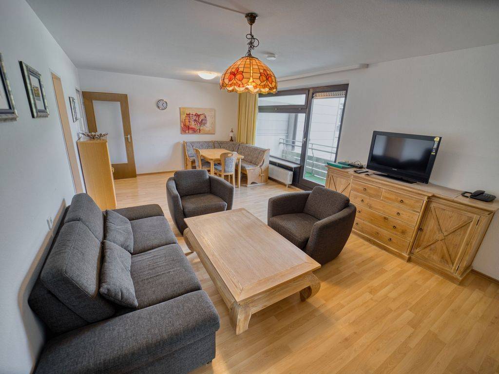 65 M² Ferienwohnung ∙ 2 Schlafzimmer ∙ 4 Gäste - Kirchzarten