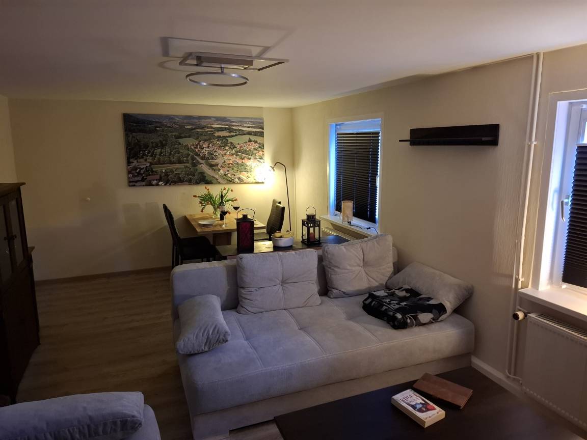65 m² Ferienwohnung ∙ 1 Schlafzimmer ∙ 6 Gäste – Bild 3