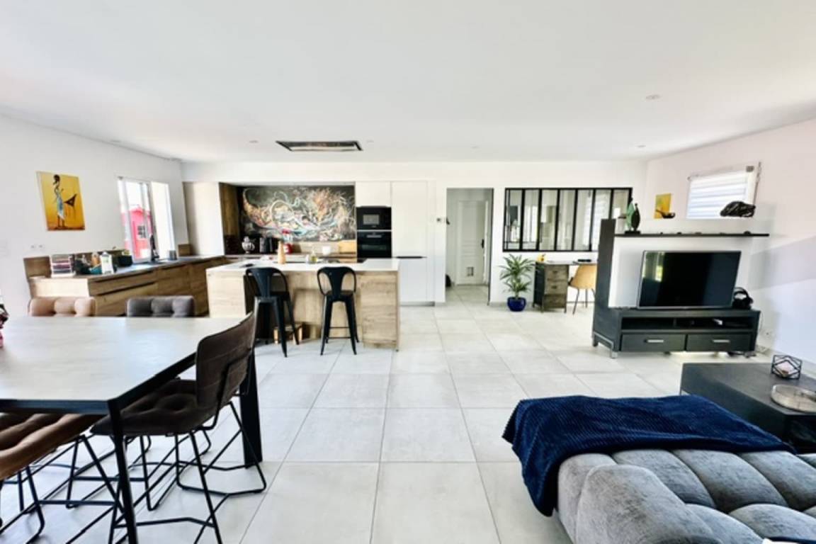 110 M² Maison De Vacances ∙ 3 Chambres ∙ 6 Personnes - France