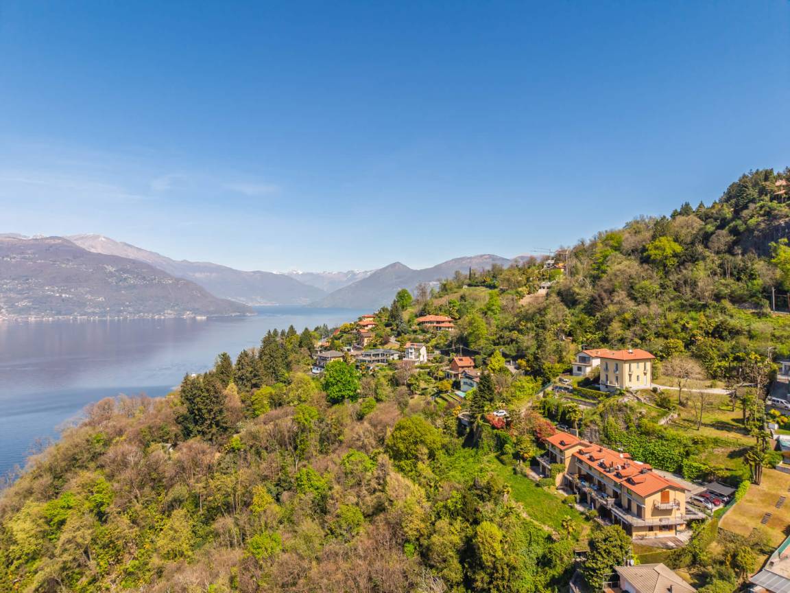 150 M² Apartment ∙ 3 Bedrooms ∙ 8 Guests - Cannobio
