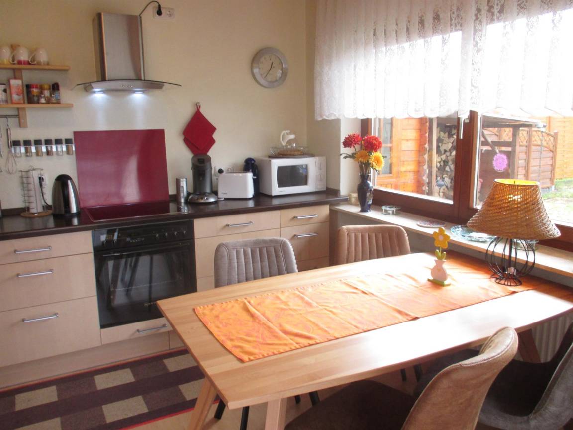 80 M² Ferienwohnung ∙ 2 Schlafzimmer ∙ 4 Gäste - Merzig