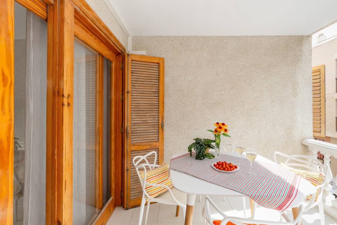 Apartamento ∙ 3 Habitaciones ∙ 8 Huéspedes - La Marina