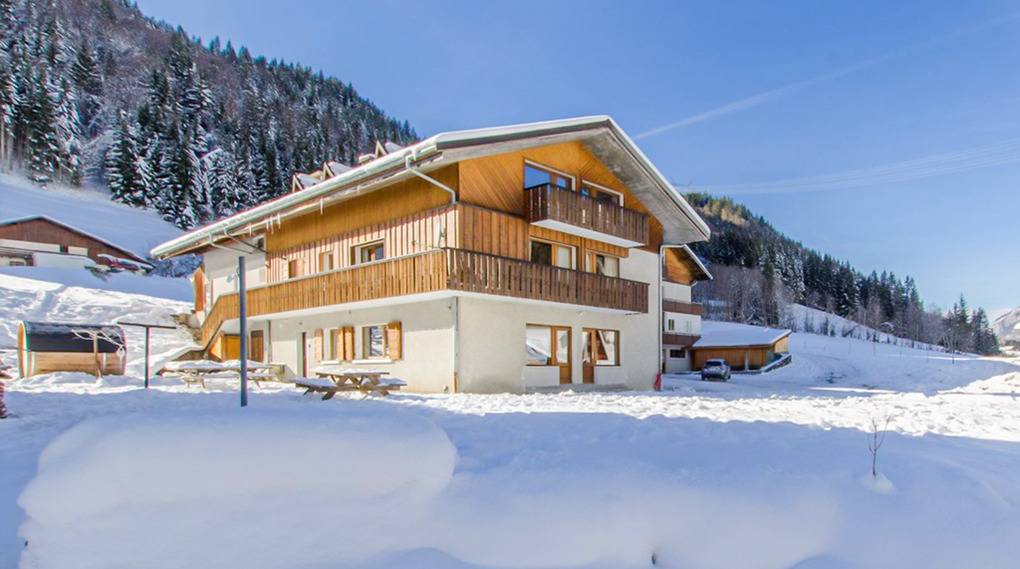 400 m² Ferienhaus ∙ 8 Schlafzimmer ∙ 15 Gäste – Bild 2