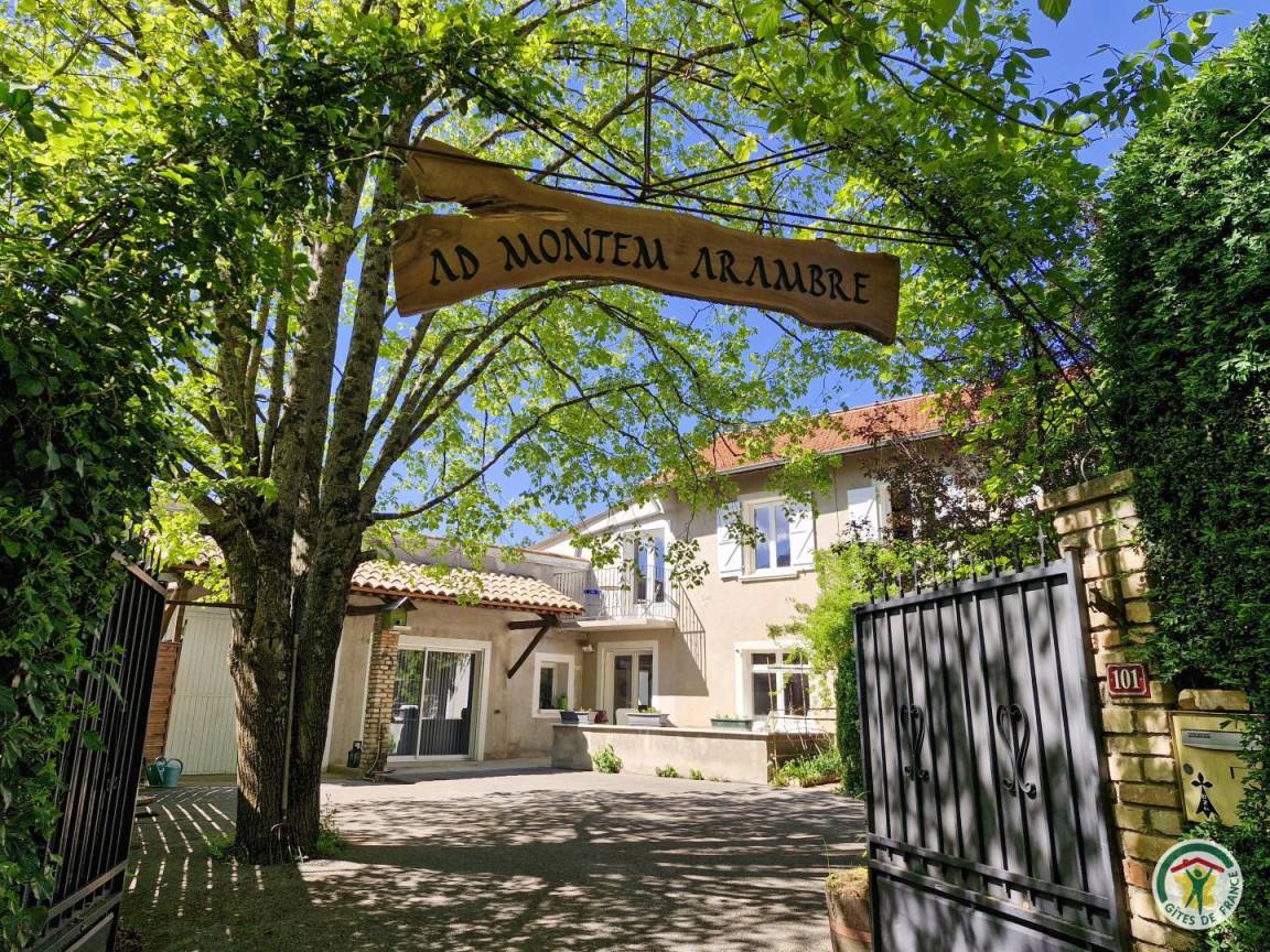 140 m&sup2; G&icirc;te 3 Schlafzimmer 6 G&auml;ste