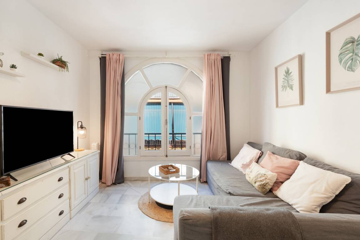 60 M² Apartamento ∙ 2 Habitaciones ∙ 4 Huéspedes - Estepona