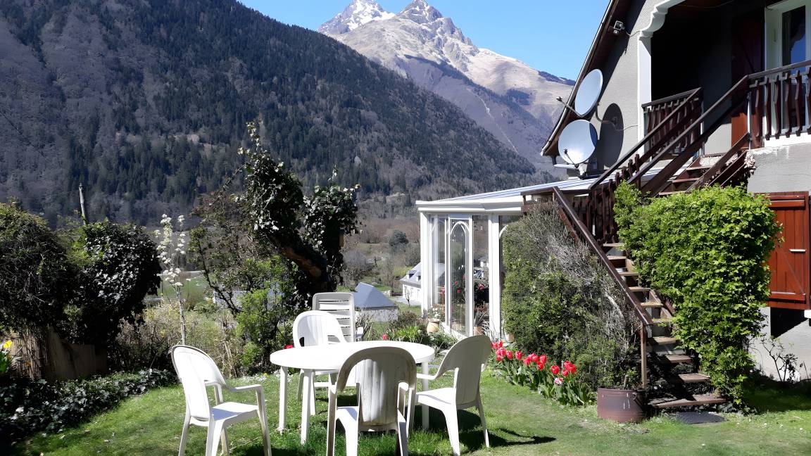 70 M² Appartement ∙ 2 Chambres ∙ 6 Personnes - Arreau
