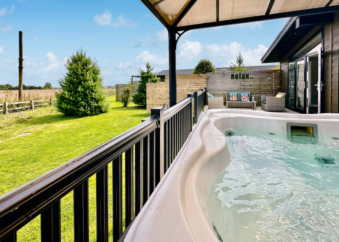 Chalet ∙ 2 Bedrooms ∙ 4 Guests - Beverley, UK