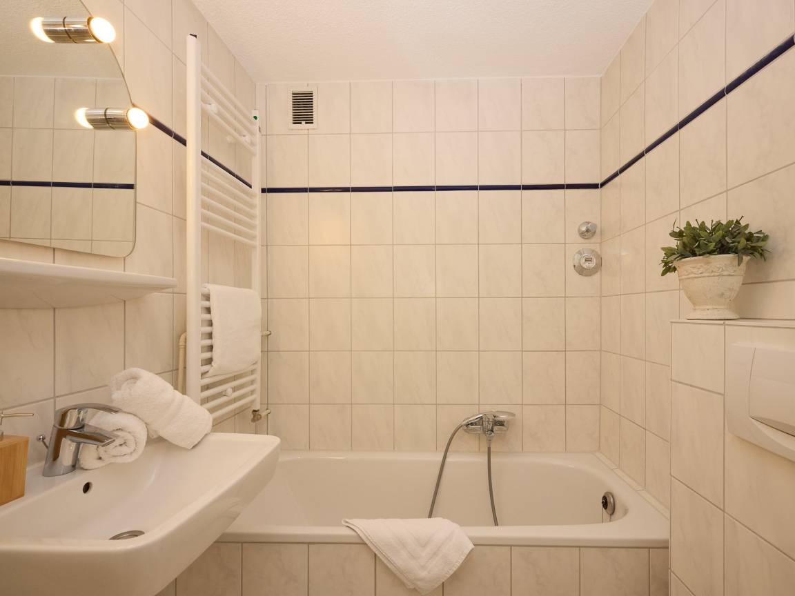 65 m² Ferienwohnung ∙ 2 Schlafzimmer ∙ 4 Gäste – Bild 28