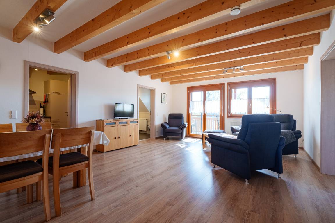 65 M² Ferienwohnung ∙ 2 Schlafzimmer ∙ 5 Gäste - Schwanau
