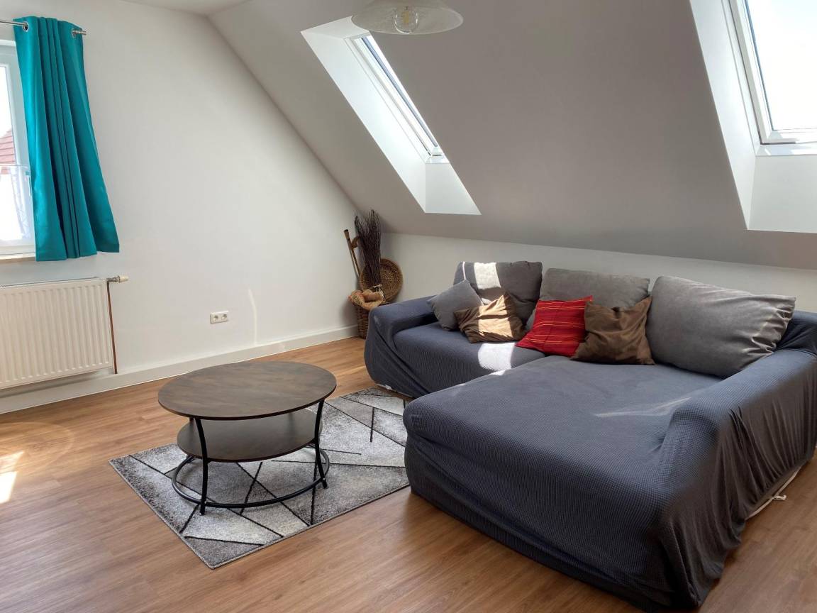 69 M² Ferienwohnung ∙ 1 Schlafzimmer ∙ 2 Gäste - Furth im Wald