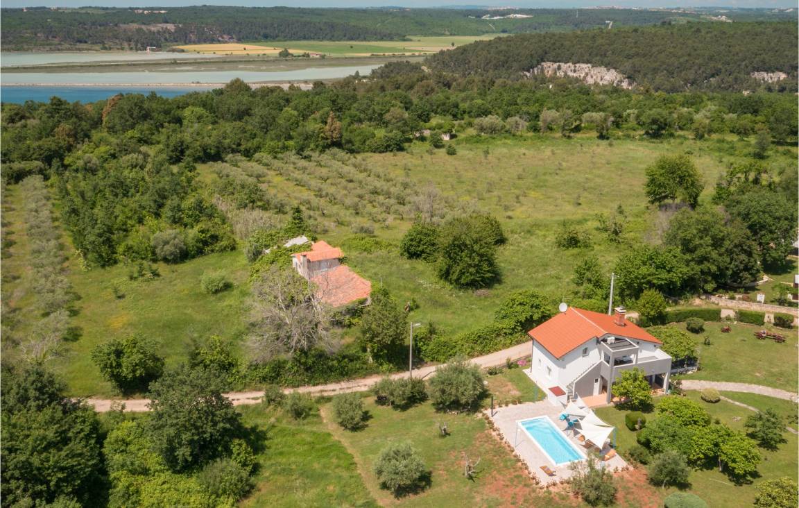 58 M² Ferienwohnung ∙ 3 Schlafzimmer ∙ 5 Gäste - Novigrad