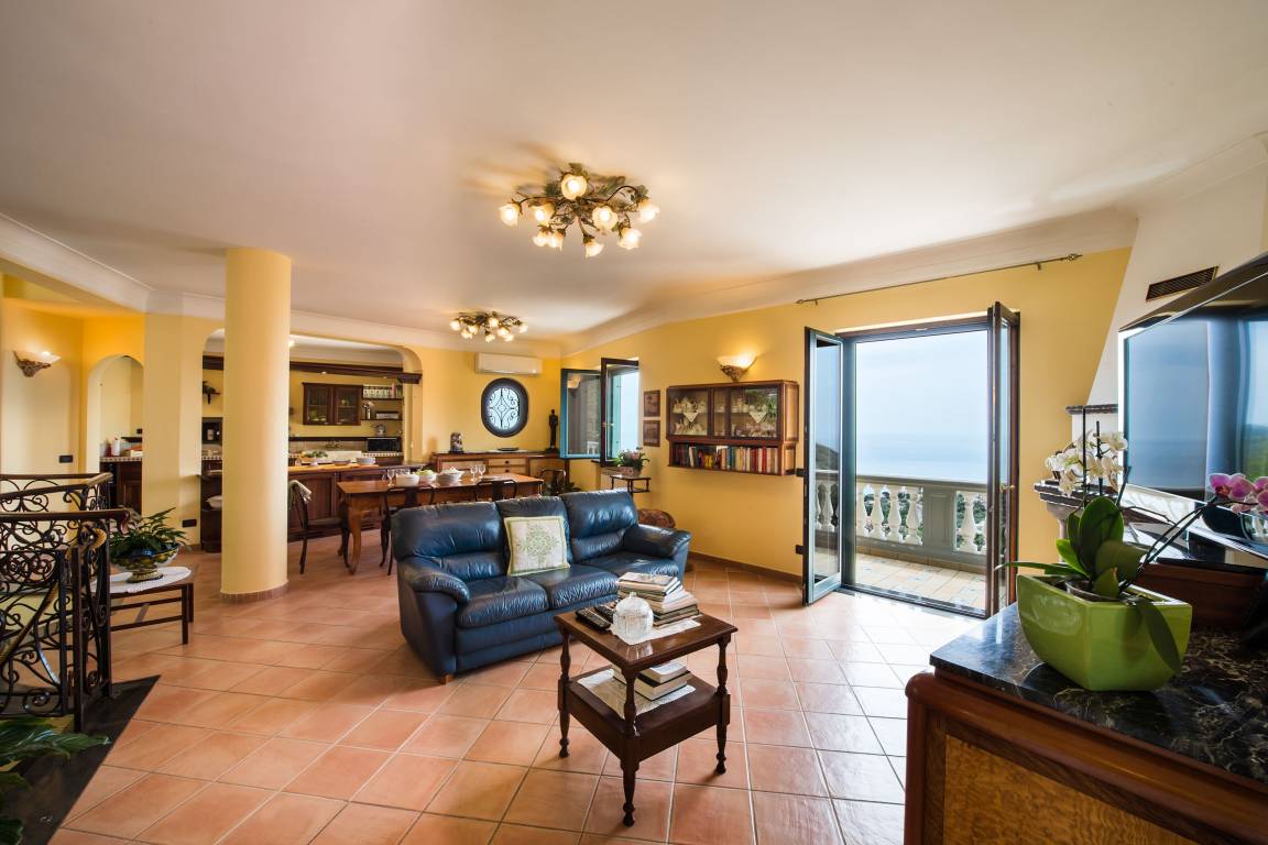 200 M² Farmhouse ∙ 1 Bedroom ∙ 6 Guests - Sorrento