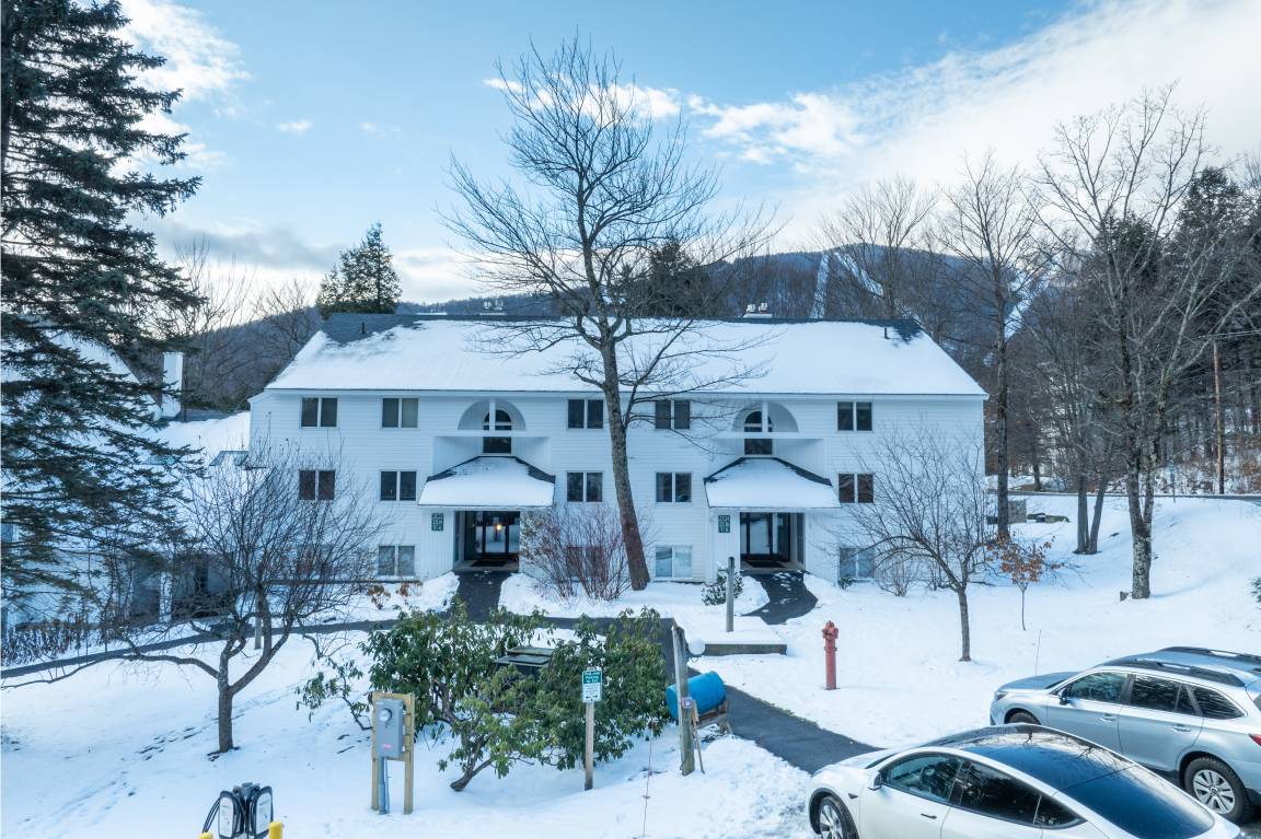 86 M² Condo ∙ 2 Bedrooms ∙ 5 Guests - Vermont