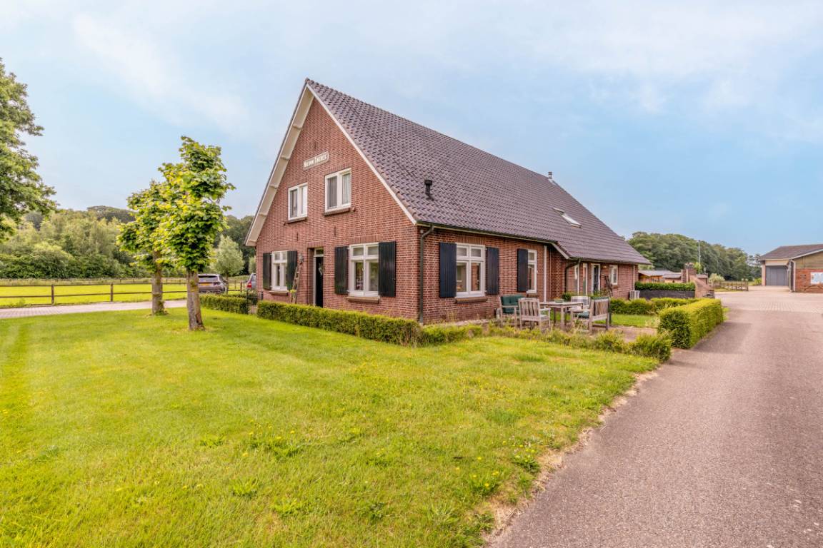 75 M² Huis ∙ 2 Slaapkamers ∙ 4 Gasten - Aalten