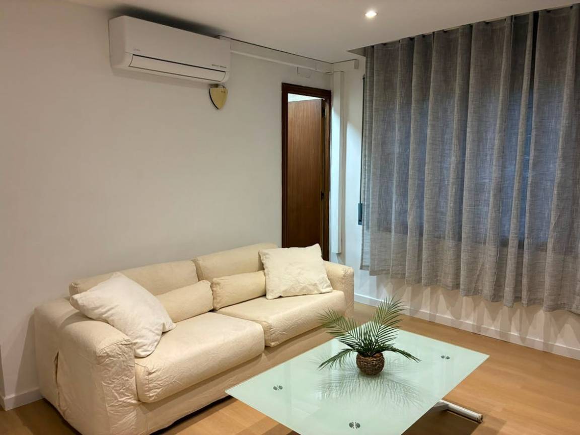 50 M² Apartamento ∙ 2 Habitaciones ∙ 3 Huéspedes - Alella