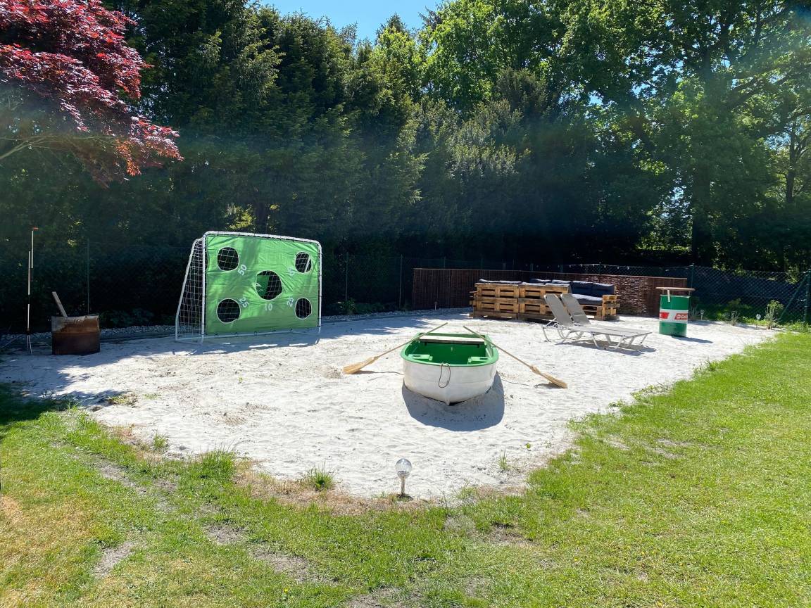 80 m² Ferienwohnung ∙ 2 Schlafzimmer ∙ 4 Gäste – Bild 15