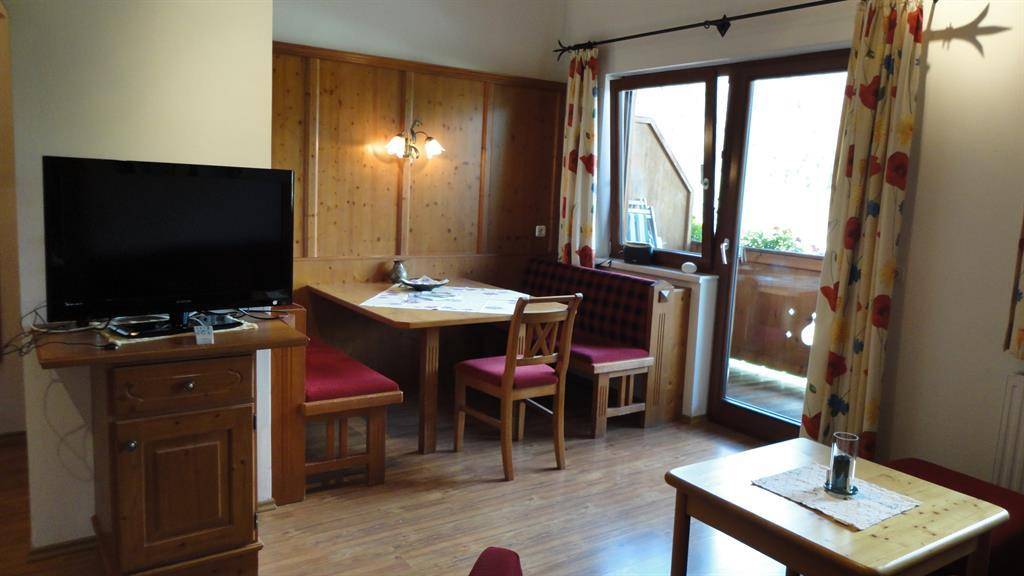 45 M² Ferienwohnung ∙ 1 Schlafzimmer ∙ 4 Gäste - Lofer