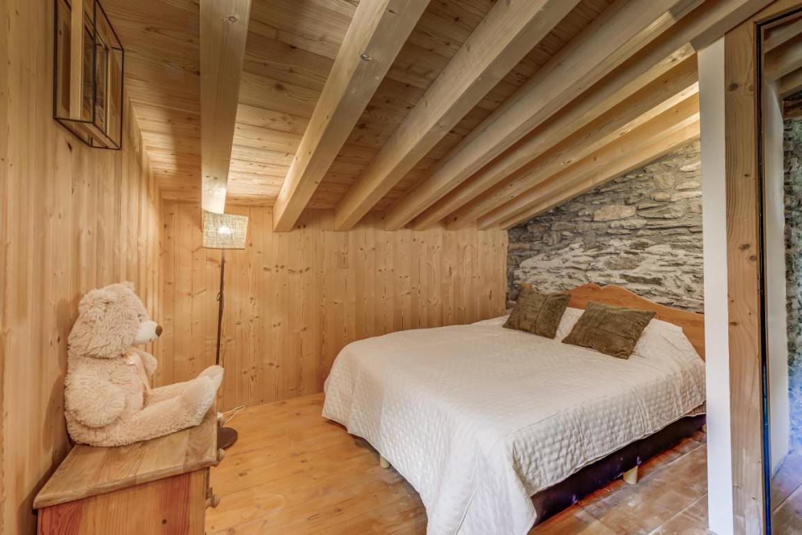 130 m² Chalet ∙ 5 Schlafzimmer ∙ 12 Gäste – Bild 13