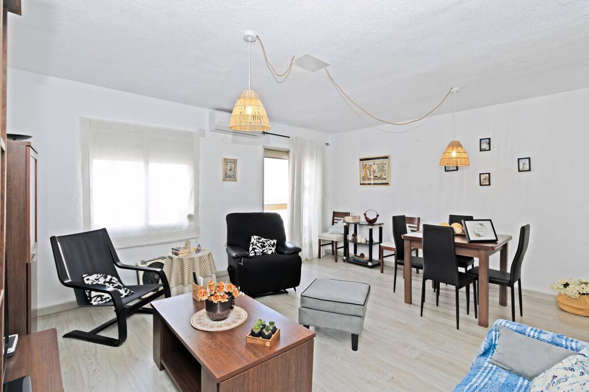 85 M² Ferienwohnung ∙ 2 Schlafzimmer ∙ 4 Gäste - Benidorm
