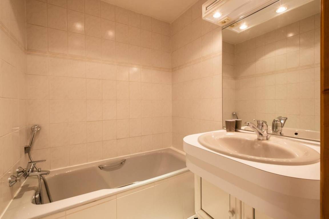 59 m² Ferienwohnung ∙ 2 Schlafzimmer ∙ 6 Gäste – Bild 9
