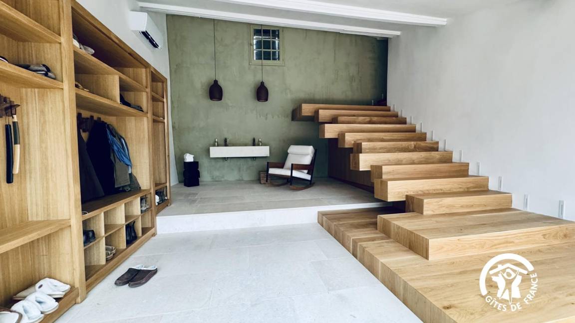 240 m&sup2; G&icirc;te 3 Schlafzimmer 6 G&auml;ste