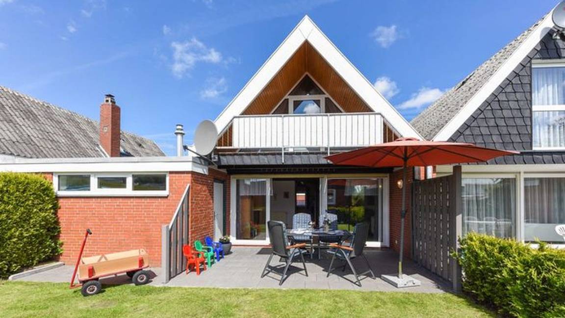 75 M² Ferienhaus ∙ 2 Schlafzimmer ∙ 4 Gäste - Neuharlingersiel
