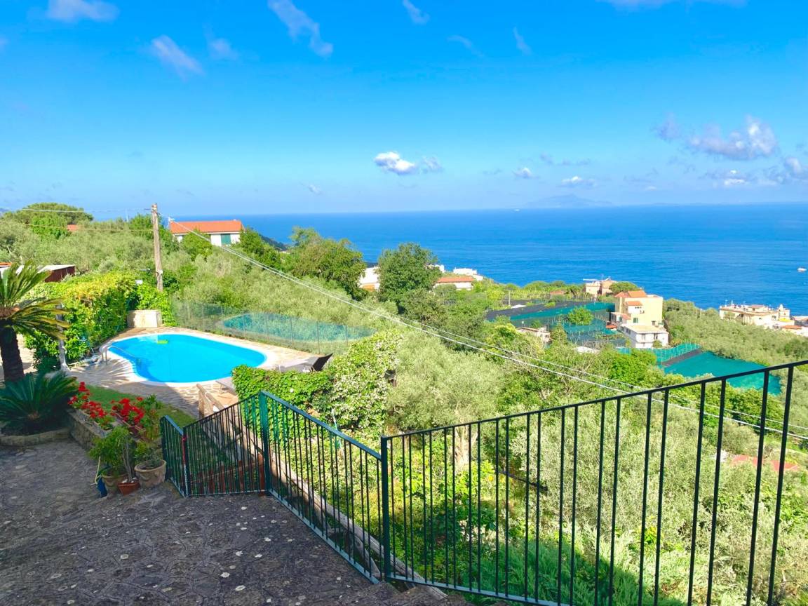 Villa The Stone on the Sea