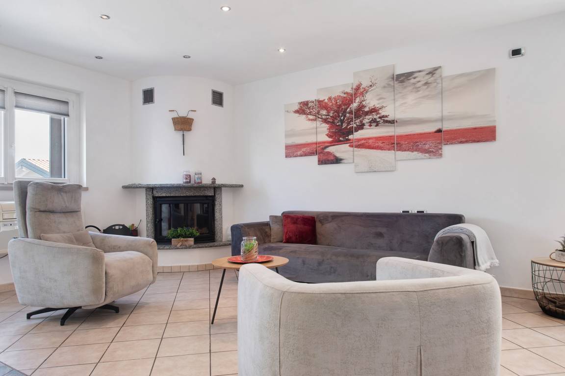 100 M² Apartamento ∙ 2 Quartos ∙ 4 Hóspedes - Varese