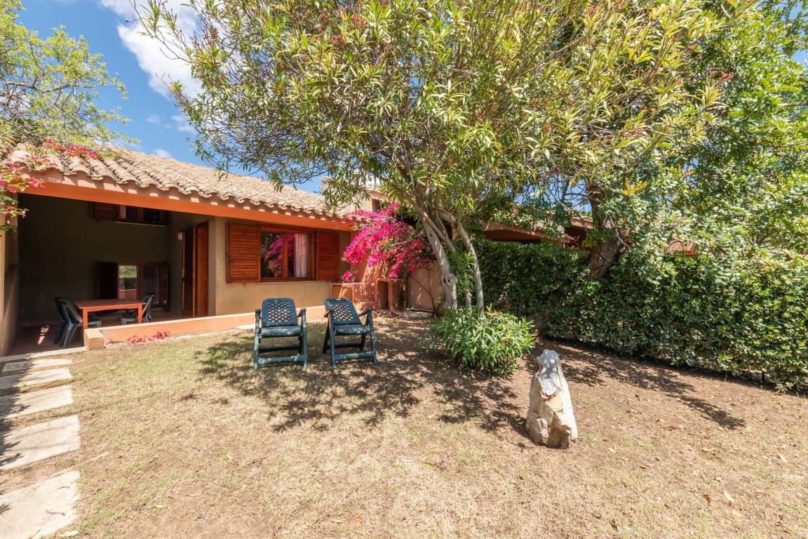 85 M² Villa ∙ 2 Bedrooms ∙ 5 Guests - Villasimius