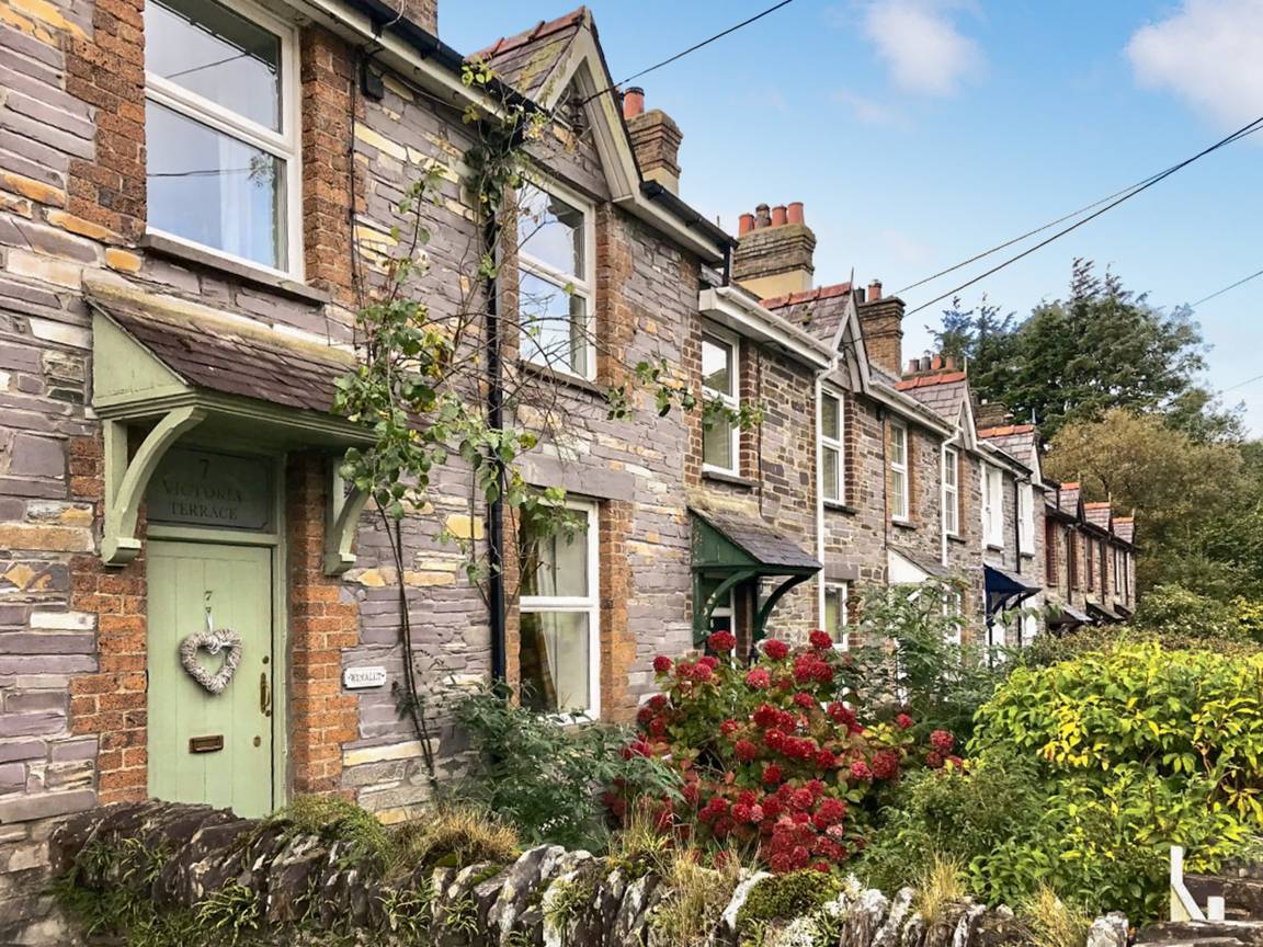 Cottage ∙ 3 Bedrooms ∙ 6 Guests - Beddgelert