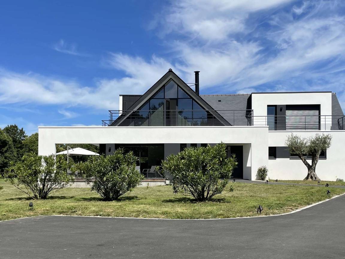 230 M² Maison De Vacances ∙ 5 Chambres ∙ 10 Personnes - Bénodet