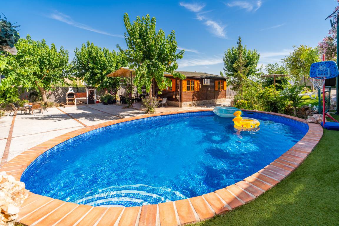 79 M² Casa Rural ∙ 3 Habitaciones ∙ 6 Huéspedes - Malaga